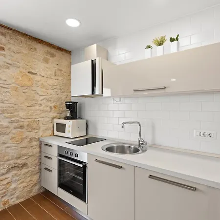 New!!!apartment Old Town Square דירה *